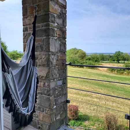 With Beautiful Views Near Lägenhet