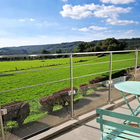 With Beautiful Views Near Lägenhet